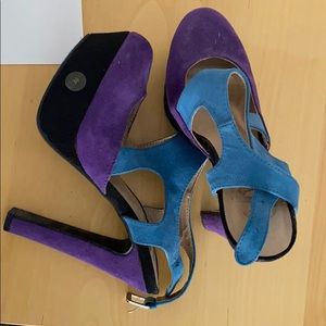 Guess multicolored high heels